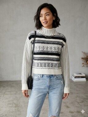 Ana a New Approach Women's Black and White Patterned Sweater